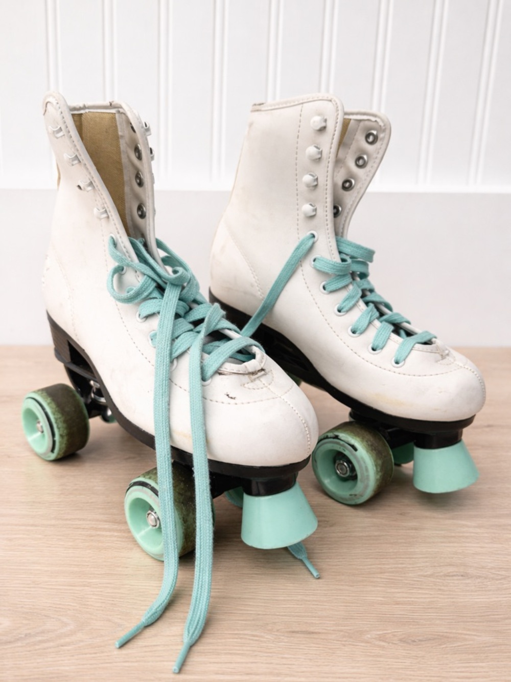 White Roller Skates with Mint Laces and Wheels